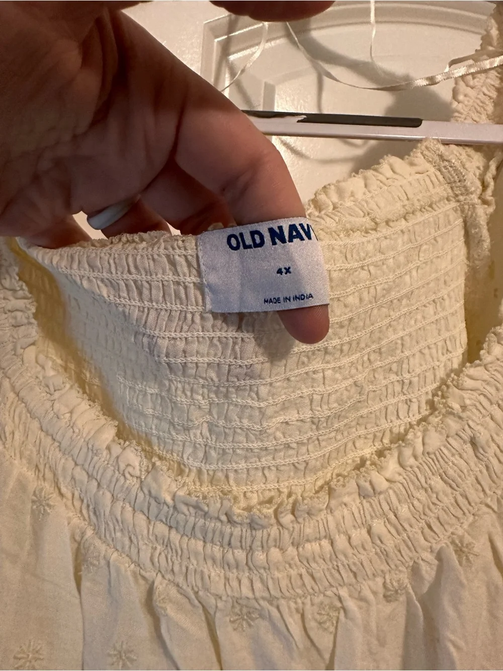 Old Navy Cream Embroidered Peasant Top - Puff Sleeve
